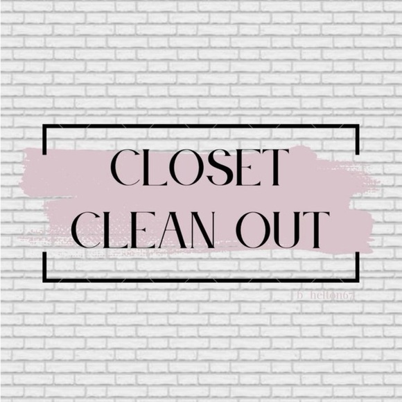 Make an offer - Closet Clean Out ✨ - Picture 1 of 1